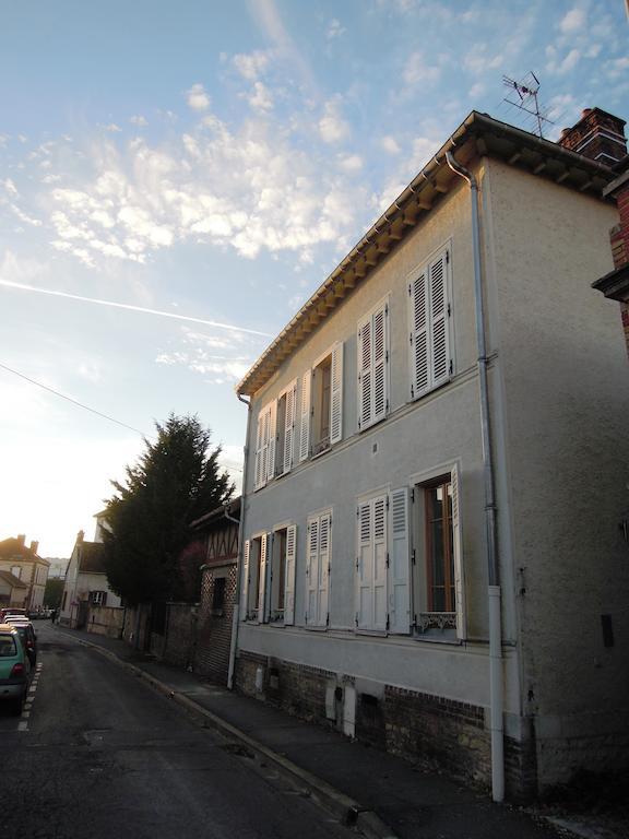 Appart'Hôtel de la Tour Troyes Chambre photo